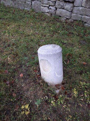 05.2 - Balise - Borne km - Emptinne (Chée de Marche k??)