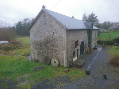 13.2 - Meules - Ancien moulin de Hamois