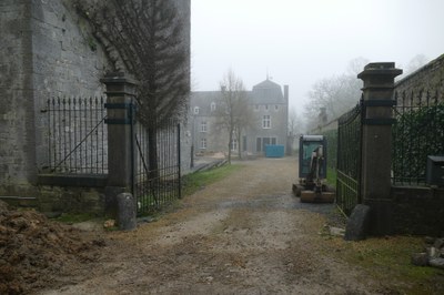 03.2 - Portail - Château d'Emptinne - Emptinne